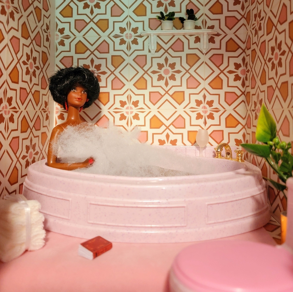 Pink Barbie tub by Mattel